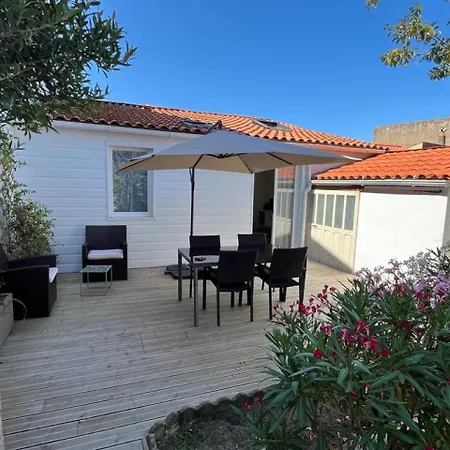 Maisonnette Quartier Arago * Les Sables-dʼOlonne